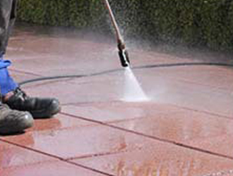 Cleaning ceramic tiles